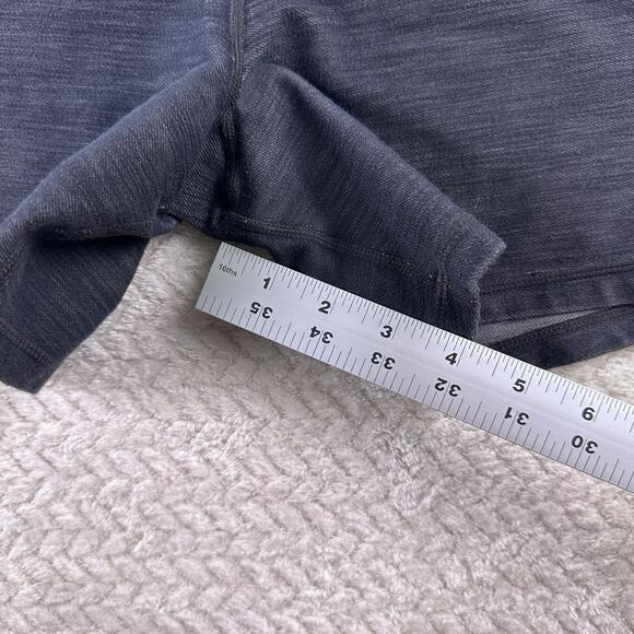 Lululemon Women's Gray Fitted Shorts‎ Sz 8 Reg - Picture 7 of 12